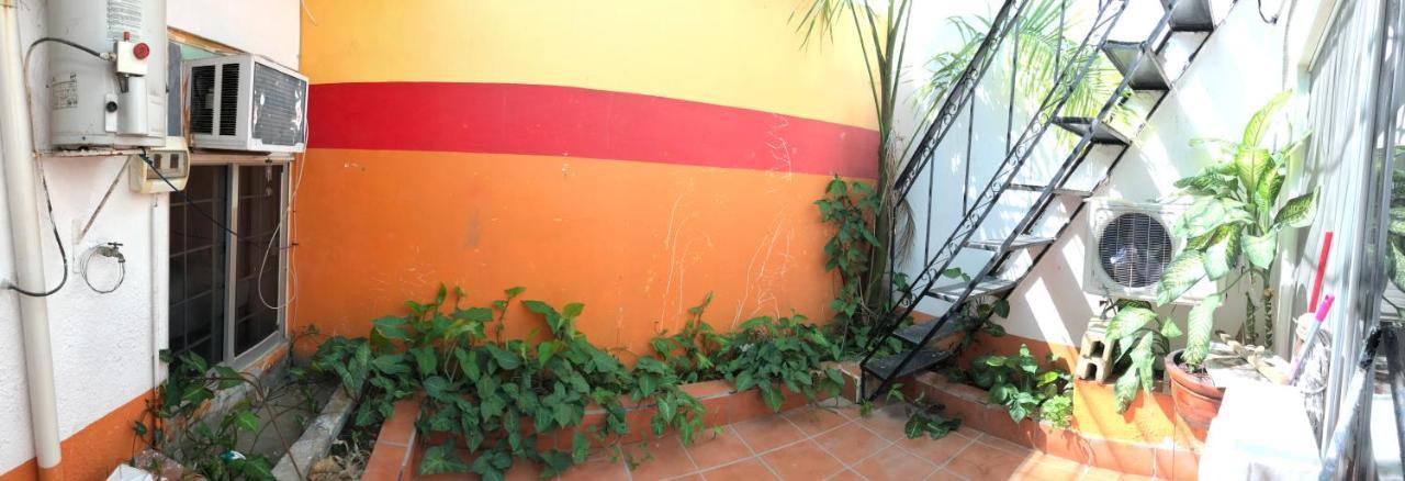 Mini Hostal Cultural De มาซาตลัน ภายนอก รูปภาพ